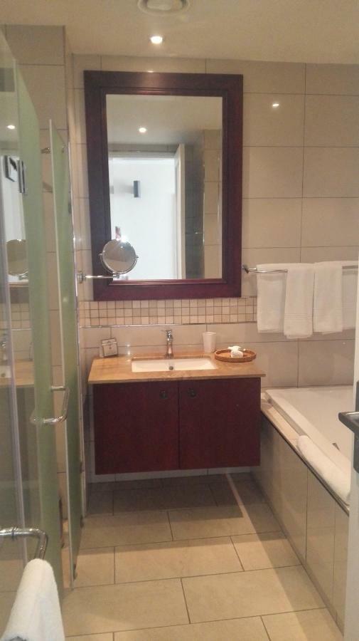 Inanda Club Hotel โจฮันเนสเบิร์ก ภายนอก รูปภาพ