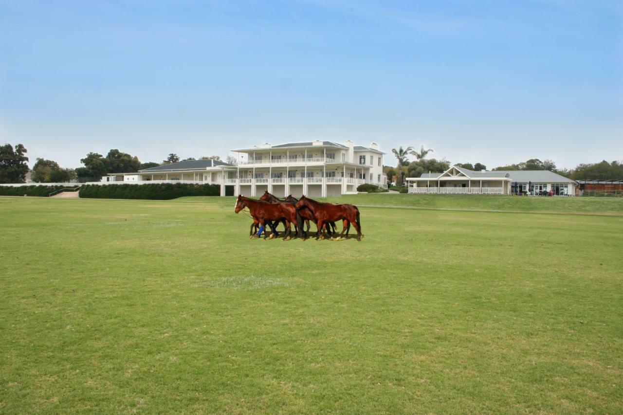 Inanda Club Hotel โจฮันเนสเบิร์ก ภายนอก รูปภาพ